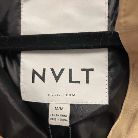 NWT NVLT Vegan Leather Belted Shacket Jacket Color Latte Long Line Size M&L - Picture 7 of 9